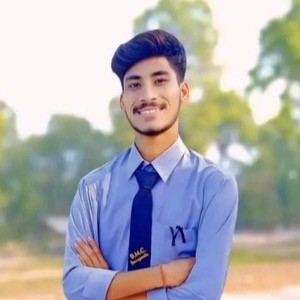 आयुश कुमार