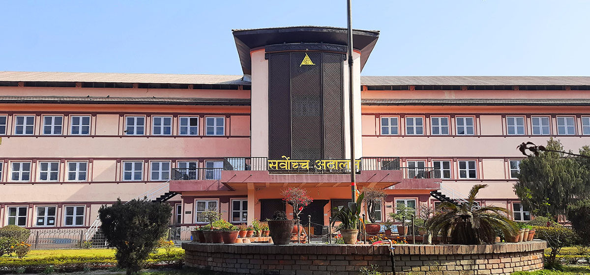 विशेषको फैसला चित्त नबुझेको भन्दै आयोग सर्वोच्चमा