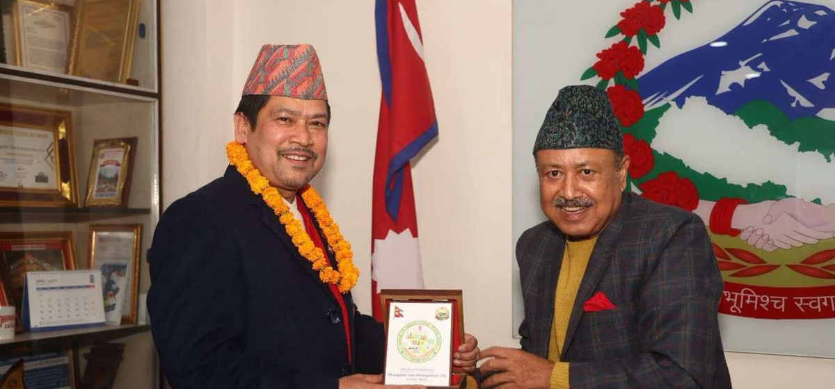 धनगढी उपमहानगरपालिकामा ‘विशेषज्ञ चिकित्सा वडा क्लिनिक सेवा’