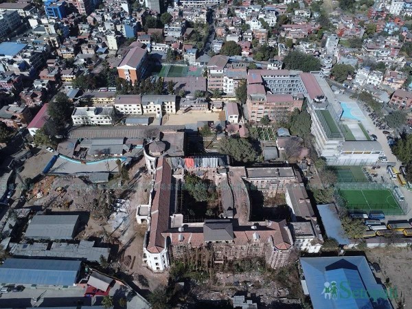 वि.स. २०७२ को भूकम्पले क्षतिग्रस्त बनाएको नक्सालको बाल मन्दिरको पुनर्निर्माण प्रक्रिया ०७६ मा मात्रै सुरू भयो।