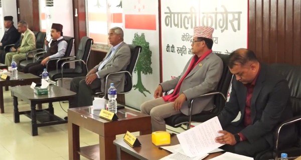 कांग्रेसले राजावादीविरुद्ध तत्काल शक्ति प्रदर्शन गर्ने आवश्यकता नरहेको निष्कर्ष निकालेको छ,
