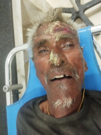 बाँसगढीमा मिनि ट्रकको ठक्करबाट अज्ञात वृद्ध गम्भीर घाइते — पहिचान खुल्न नसके प्रहरीको आग्रह