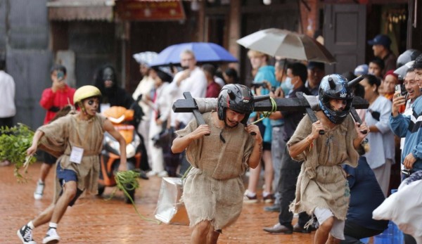 बौद्धमा ऐतिहासिक रोपाइँ जात्रा सुरु