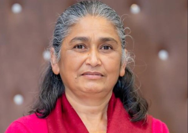 सबै कार्यकर्ताले गर्व गर्ने एमाले बनाउन ओलीले नेतृत्व छाड्नुपर्छ : बिन्दा पाण्डे