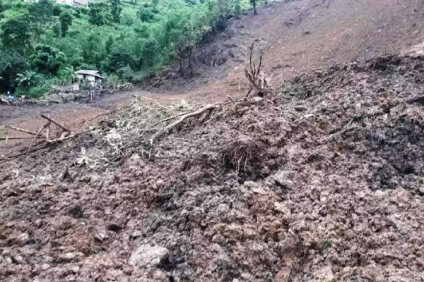 जाजरकोटको छेडागाडमा भीषण पहिरो: घर, अस्थायी आवास र सरकारी संरचना ,  क्षति  सतर्कता अपनाउन आह्वान