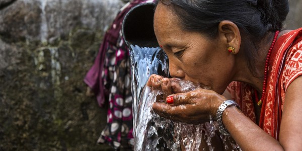 सप्तरीमा खानेपानी संकट, दमकल ट्याङ्करमार्फत आपूर्ति सुरु