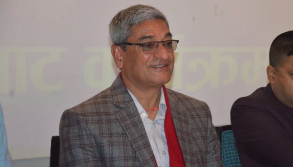 शिक्षकसँगको वार्तामा गृहमन्त्री लेखक पनि सहभागी
