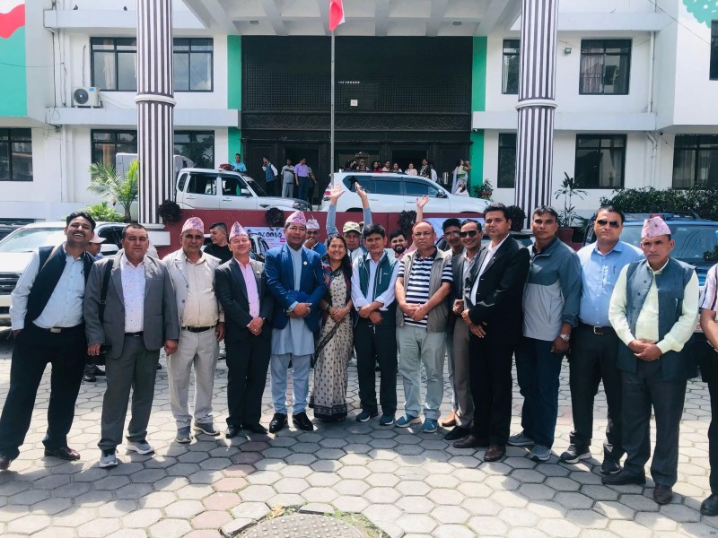 देउबा समक्ष जाजरकोटका प्रमुख नेताहरूको ऐतिहासिक साक्षात्कार भूकम्प पुनर्निर्माणदेखि हाईड्रोपावर, खानी उत्खनन र लोकमार्गसम्मको विकास एजेन्डा प्रस्तुत