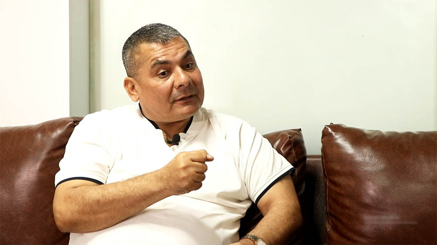 डिल्लीबजार कारागारमा रहेका दुर्गा प्रसाईंको गुनासो : “हातखुट्टा बाँधिएको कैदी बनेर बस्नुपरेको छ”