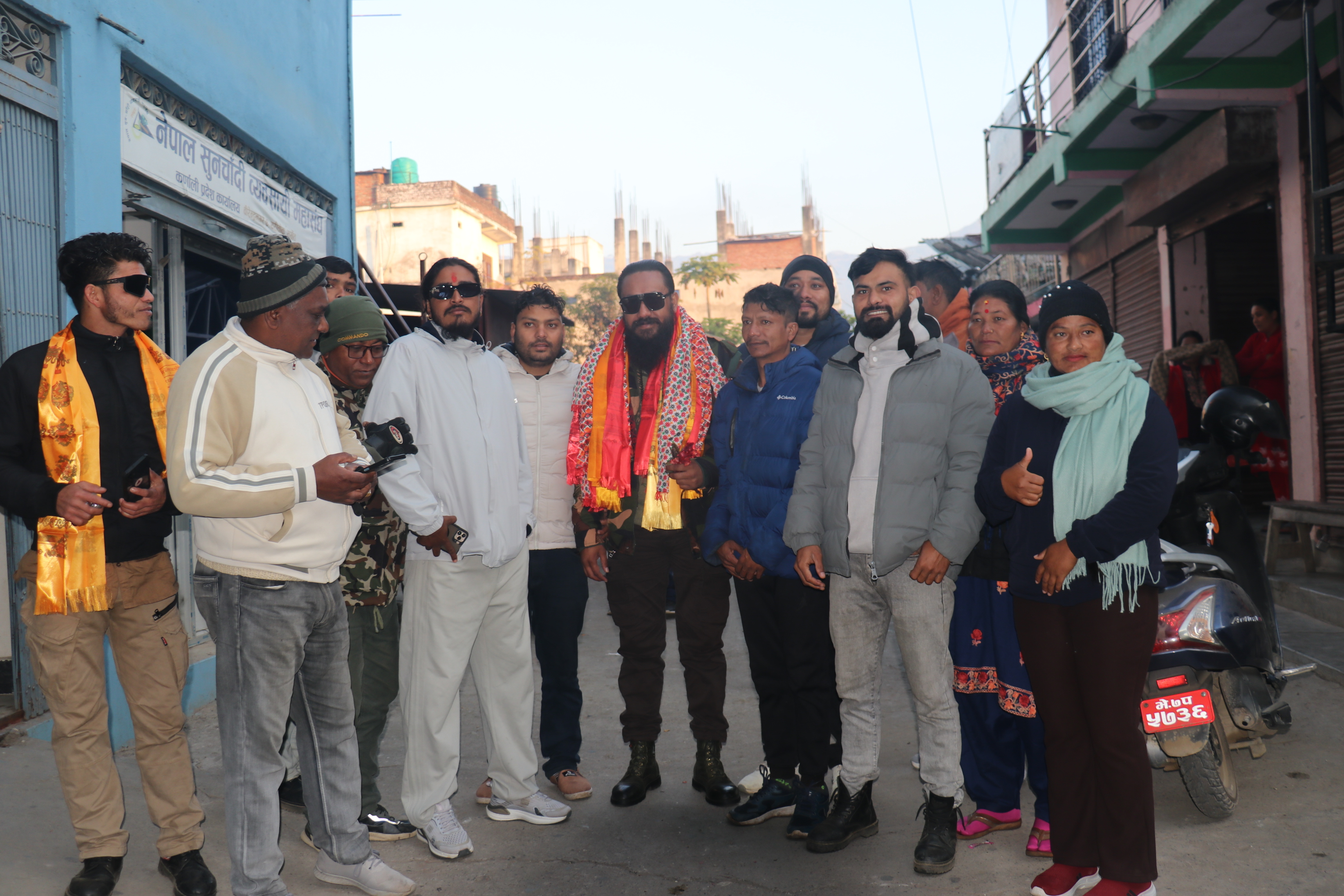 कर्णाली प्रदेश कार्यसमितिसँग हाम्रो पार्टी नेपालका सभापति खगेन्द्र सुनारको छलफल