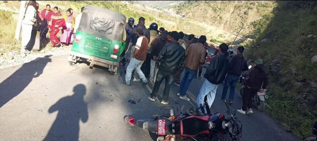 रुकुम पश्चिममा जीप–मोटरसाइकल ठोक्किँदा नलगाड–८ का एकको मृत्यु, दुई गम्भीर घाइते