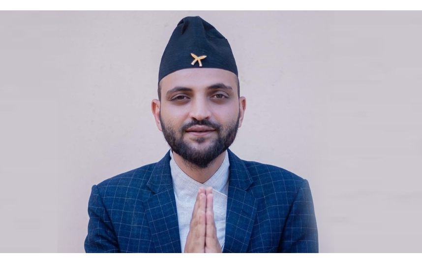 निकोलस भुसाल पक्राउ परेका छन्।